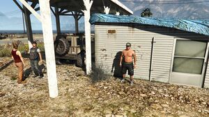 MadrazoHits-GTAOee-SandyShores-Target.jpg