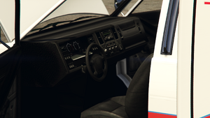Ambulance-GTAV-Inside.png