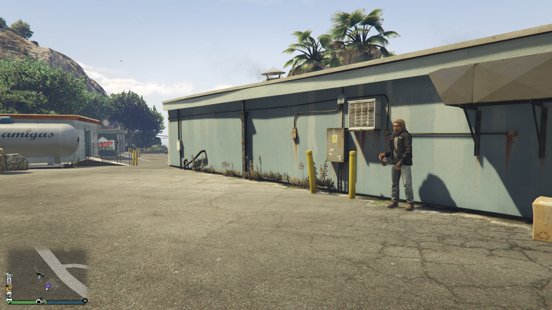 파일:StreetDealer-GTAOe-Location44-NorthChumash.png