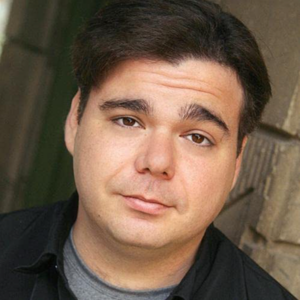 파일:BrianScolaro-VoiceActor.png