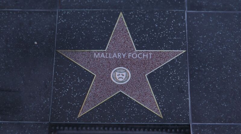 파일:WalkofFame-GTAVee-MallaryFocht.jpg