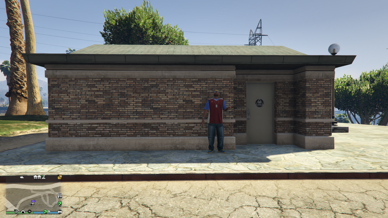 파일:StreetDealer-GTAOe-Location35-EastVinewood.png