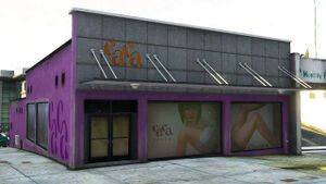 Caca-GTAV-Burton.jpg