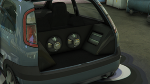 Asbo-GTAO-Trunks-UpgradedSpeakers.png
