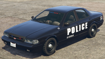 GTA 온라인의 스태니어 LE 순찰차에 적용된 "LSPD 리치맨 PD" 도색.