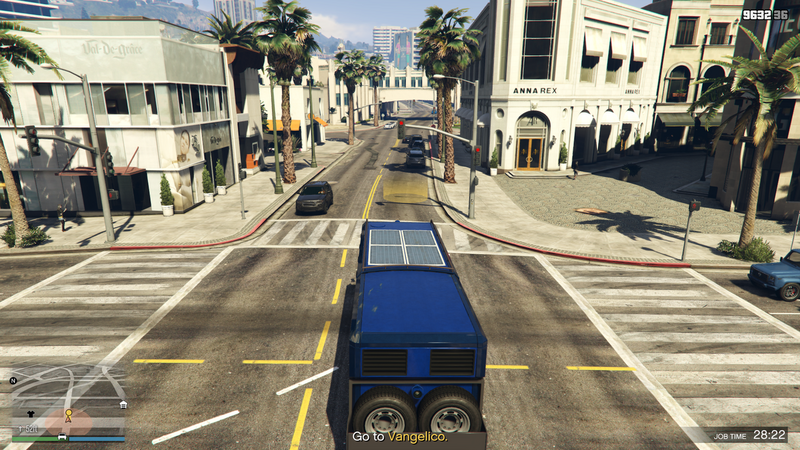 파일:DiamondShopping-GTAO-ArriveLittlePortola.png