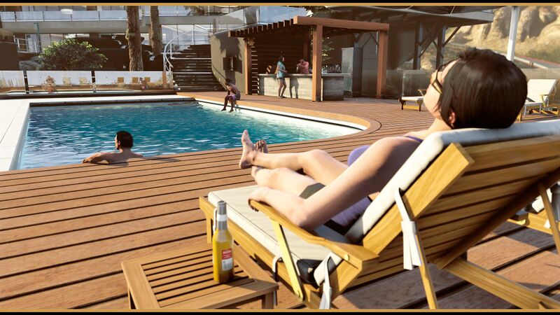 파일:ASafehouseInTheHills-GTAOe-SwimmingPool.jpg