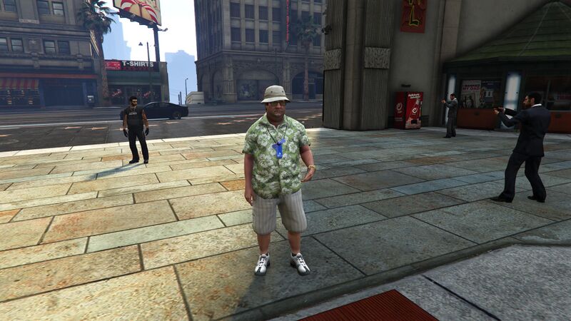 파일:MadrazoHits-GTAOee-DowntownVinewood-Target.jpg