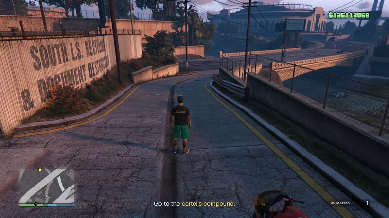 파일:TheCluckinBellFarmRaid-GTAOee-BreakingAndEntering-SS13.jpg