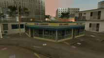 리틀 아이티에 위치한 세탁소. (Grand Theft Auto: Vice City)
