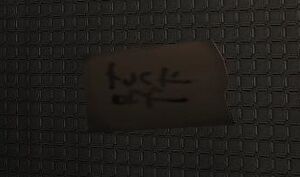 GTA-EFLC-DOOR-SIGN.jpg