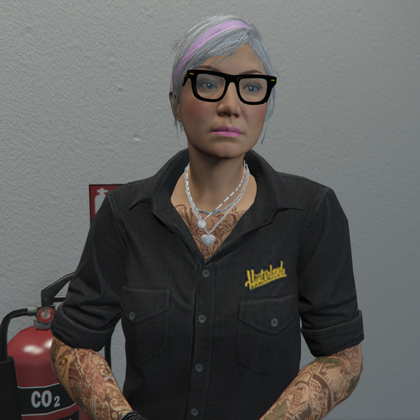 파일:AutoShopStaff-GTAO-Female-Portrait.png