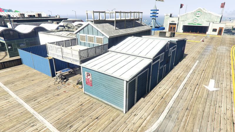 파일:DelPerroPoliceStation-GTAVe-RearView.png