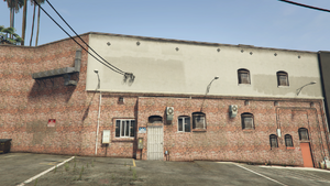 Warehouses-GTAO-Large-WestVinewood-WestVinewoodBacklot.png