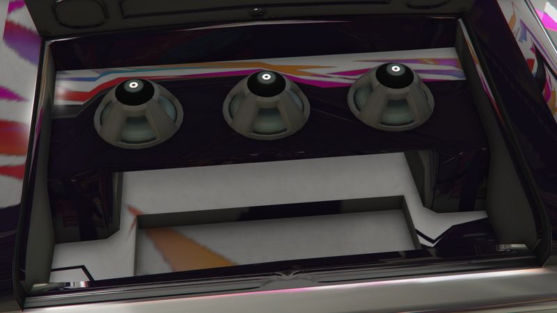 파일:ChinoCustom-GTAO-Trunk-TripleSubTrunkInstall.png