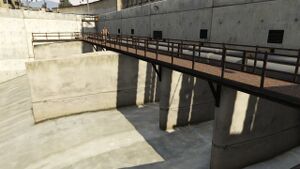 LSDrainWorkers-GTAV.jpg