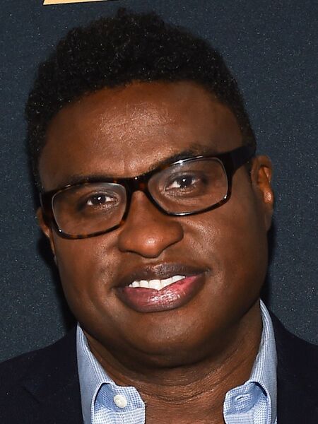 파일:MichaelLeonWooley-VoiceActor.jpg