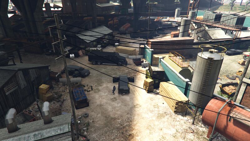 파일:RecoverTheProduct-GTAOee-LaPuerta.jpg