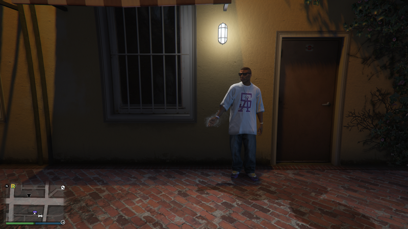 파일:StreetDealer-GTAOe-Location15-RockfordHills.png