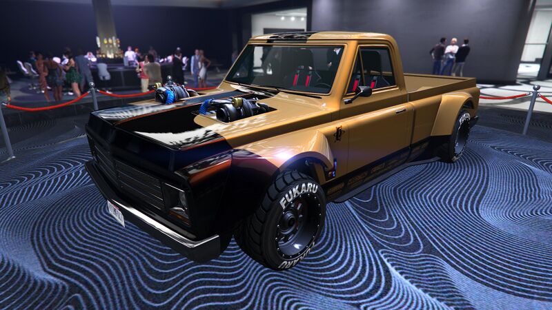 파일:DriftYosemite-GTAOee-LuckyWheelReward-August2024-NoAd.jpg