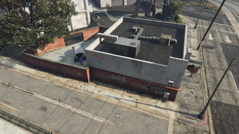 파일:NightclubManagement-GTAO-DJDave-StealEquipment-HiMenOverview.png