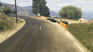 DriftRaceAHillToDieOn-GTAOe-Screenshot2.png
