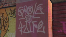 Grand Theft Auto Online에서 이스터 에그로 등장하는 그로브 스트리트 패밀리즈 태그 수집품.