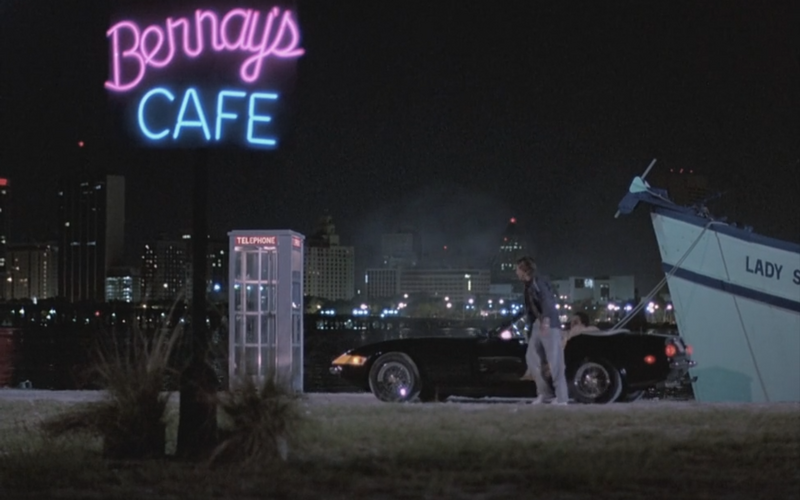 파일:Benny'sRestaurant-GTAVCS-MiamiViceInspiration.png