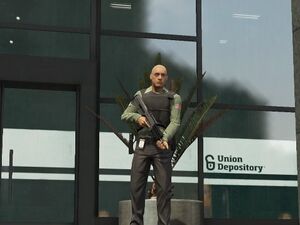 Gruppe6-GTAV-GuardAtEntrance.jpg
