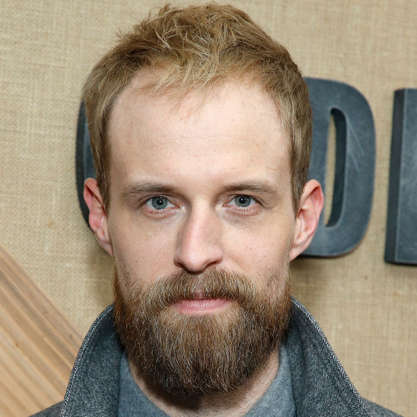 파일:AdamDavidThompson-VoiceActor.png