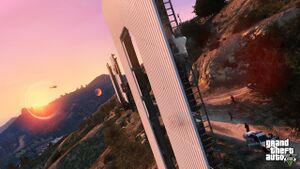 Climbing2-GTAV.jpg
