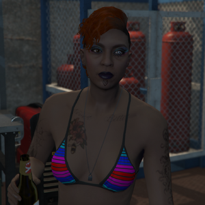 Fooliganz-GTAOe-LSDrugWars-UniqueFemaleGangMember2.png