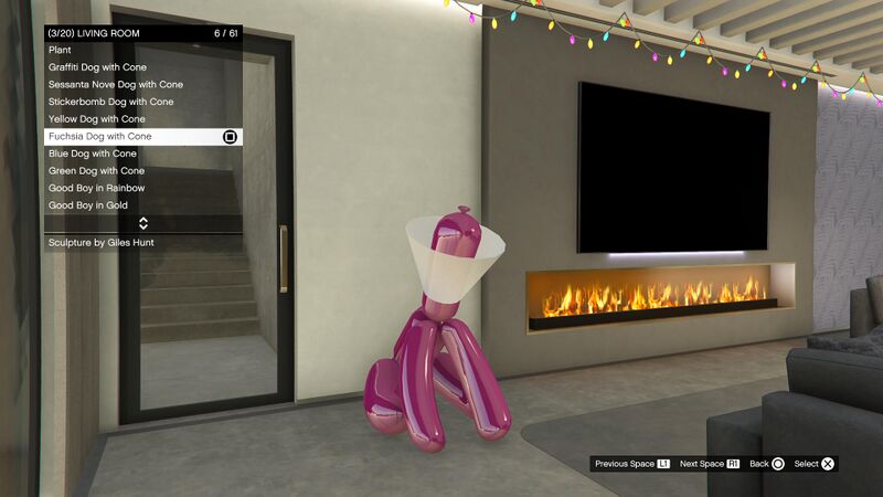 파일:Mansions-GTAOee-Decorations-LivingRoom-FuchsiaDogWithCone.jpg